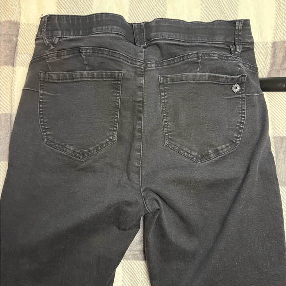 Democracy Ab solution black straight leg jeans size 12 - Picture 10 of 10